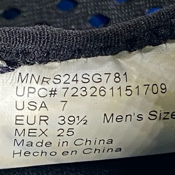 Rugged Shark men's slip-on water shoe in black with a blue accent Size 7 - Picture 13 of 16